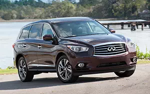   Infiniti JX35 - 2013