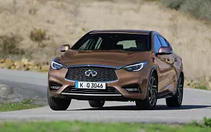   Infiniti Q30 1.5d - 2015
