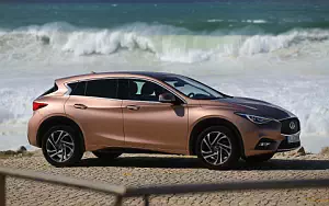   Infiniti Q30 1.5d - 2015
