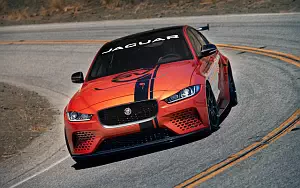   Jaguar XE SV Project 8 US-spec - 2017