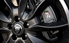   Jaguar XFR Black Pack UK-spec - 2010