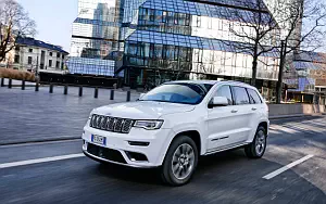   Jeep Grand Cherokee Summit EU-spec - 2017