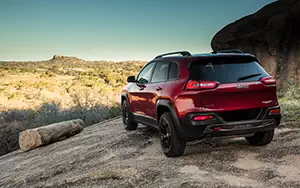   Jeep Cherokee Trailhawk - 2013