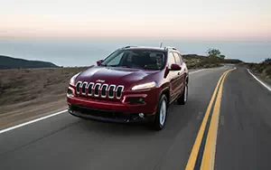   Jeep Cherokee Latitude - 2014