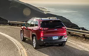   Jeep Cherokee Latitude - 2014