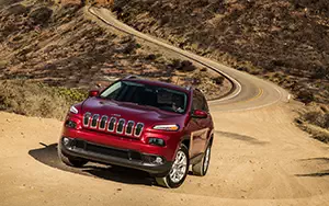   Jeep Cherokee Latitude - 2014