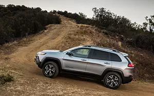   Jeep Cherokee Trailhawk - 2014