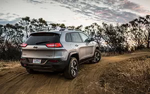   Jeep Cherokee Trailhawk - 2014