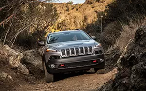   Jeep Cherokee Trailhawk - 2014