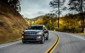   Jeep Compass Latitude - 2017