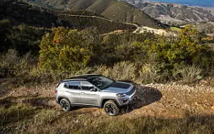   Jeep Compass Trailhawk - 2017