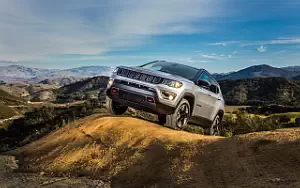   Jeep Compass Trailhawk - 2017