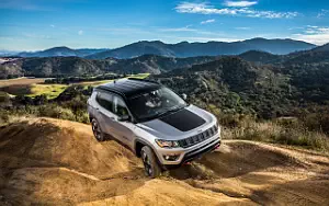   Jeep Compass Trailhawk - 2017