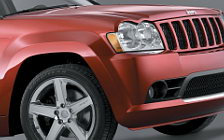   Jeep Grand Cherokee SRT8 - 2006