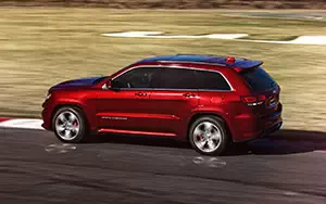   Jeep Grand Cherokee SRT - 2013