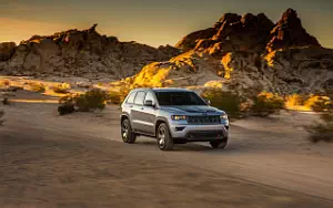   Jeep Grand Cherokee Trailhawk - 2016