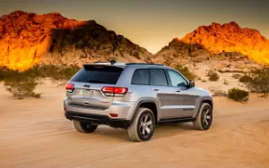   Jeep Grand Cherokee Trailhawk - 2016