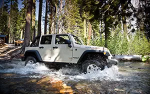   Jeep Wrangler Unlimited Rubicon - 2012