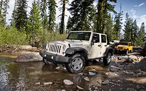   Jeep Wrangler Unlimited Rubicon - 2012