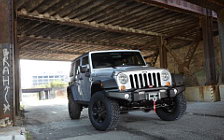   Jeep Wrangler Unlimited Call of Duty MW3 Special Edition - 2012