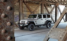   Jeep Wrangler Unlimited Call of Duty MW3 Special Edition - 2012