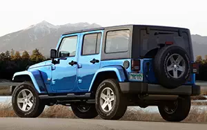   Jeep Wrangler Unlimited Freedom - 2014