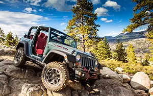   Jeep Wrangler Rubicon 10th Anniversary Edition - 2013