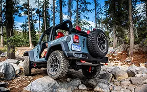   Jeep Wrangler Rubicon 10th Anniversary Edition - 2013