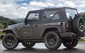   Jeep Wrangler Willys Wheeler - 2014