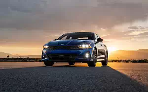   Kia K5 GT US-spec - 2020