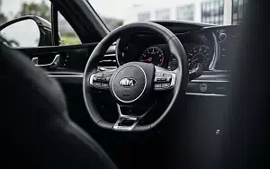   Kia K5 GT US-spec - 2020