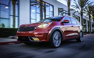   Kia Niro US-spec - 2016