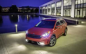   Kia Niro US-spec - 2016