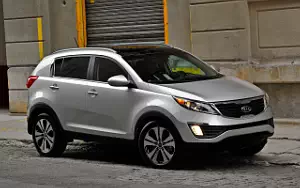   Kia Sportage US-spec - 2011