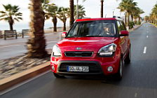   Kia Soul Red - 2011