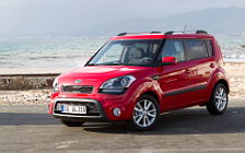   Kia Soul Red - 2011