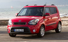   Kia Soul Red - 2011