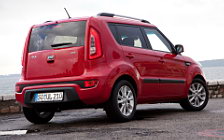   Kia Soul Red - 2011