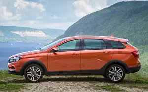   Lada Vesta SW Cross - 2017