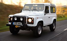   Land Rover Defender 90 Station Wagon - 2012