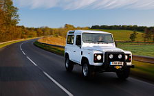   Land Rover Defender 90 Station Wagon - 2012