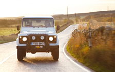   Land Rover Defender 90 Station Wagon - 2012