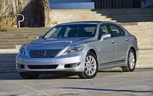   Lexus LS 460 L AWD CA-spec - 2010