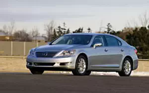   Lexus LS 460 L AWD CA-spec - 2010