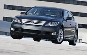   Lexus LS 600h L CA-spec - 2010