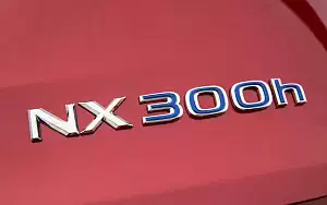   Lexus NX 300h CA-spec - 2014