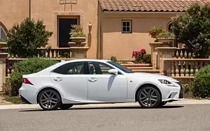   Lexus IS 300 AWD F SPORT US-spec - 2015