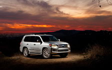   Lexus LX570 US-spec - 2013