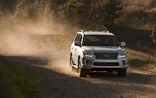   Lexus LX570 US-spec - 2013