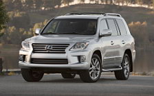   Lexus LX570 US-spec - 2013